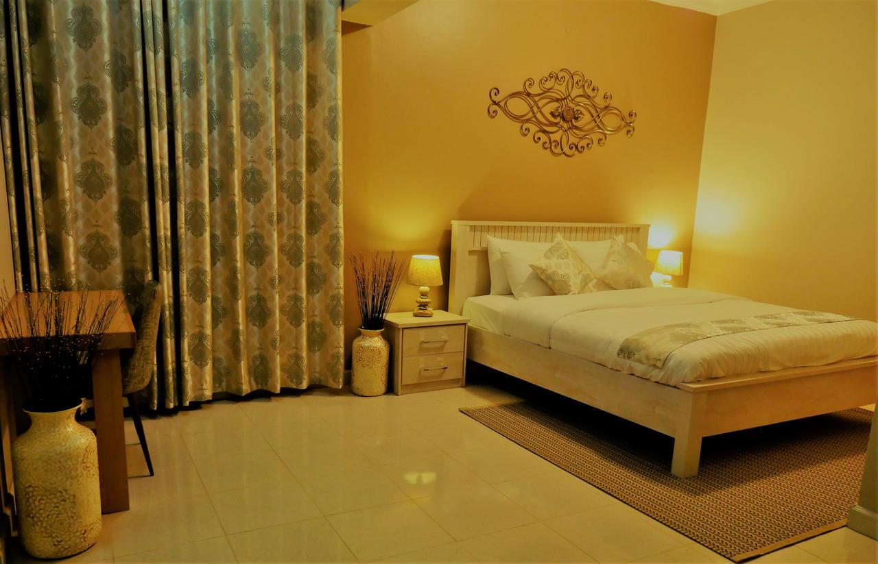 Hotel Ivory Castle Limited Kampala Esterno foto